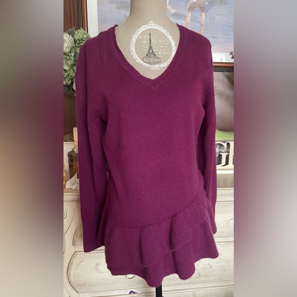 Isaac Mizrahi Cashmere Purple V Neck Sweater